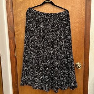WD NY black polka dot skirt size Large